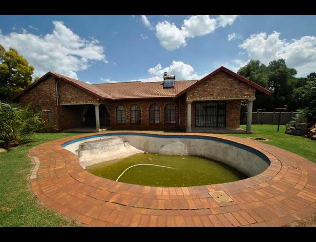 4 BEDROOM HOUSE FOR SALE IN DAWN PARK